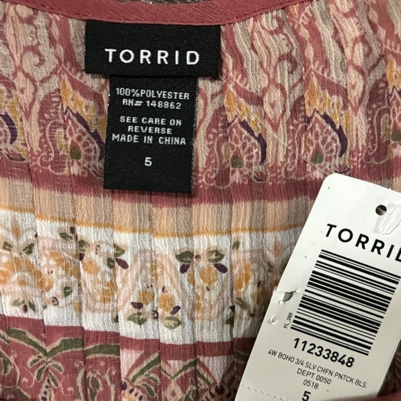 Torrid Chiffon Pintuck Blouse Boho Print - Picture 9 of 11